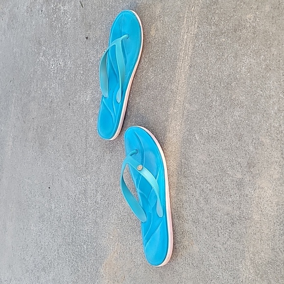 Teal women's flip flops - Picture 1 of 4